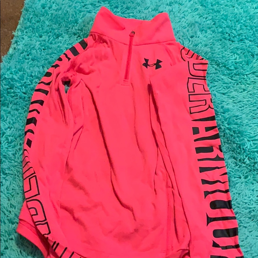 under armour jogging shirt